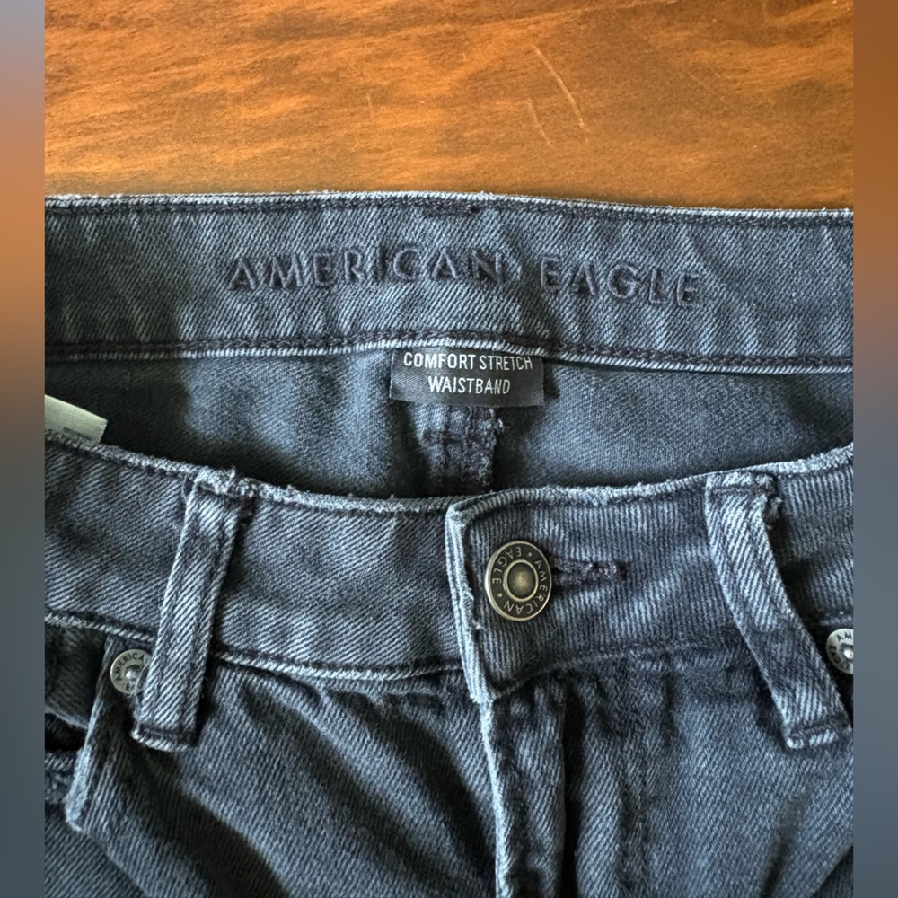 American Eagle Outfitters Women’s Faded Black Mom Jeans
